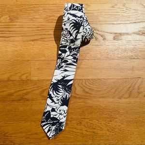 Vineyard Vines Tropical Print Tie- NWT